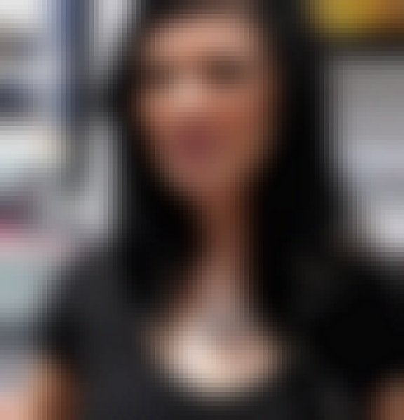 Charlotte Harris, 35, Canada