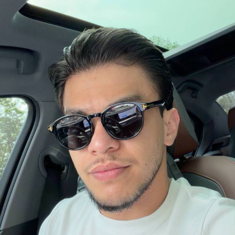 Hojiakbar, 26, Kurnai