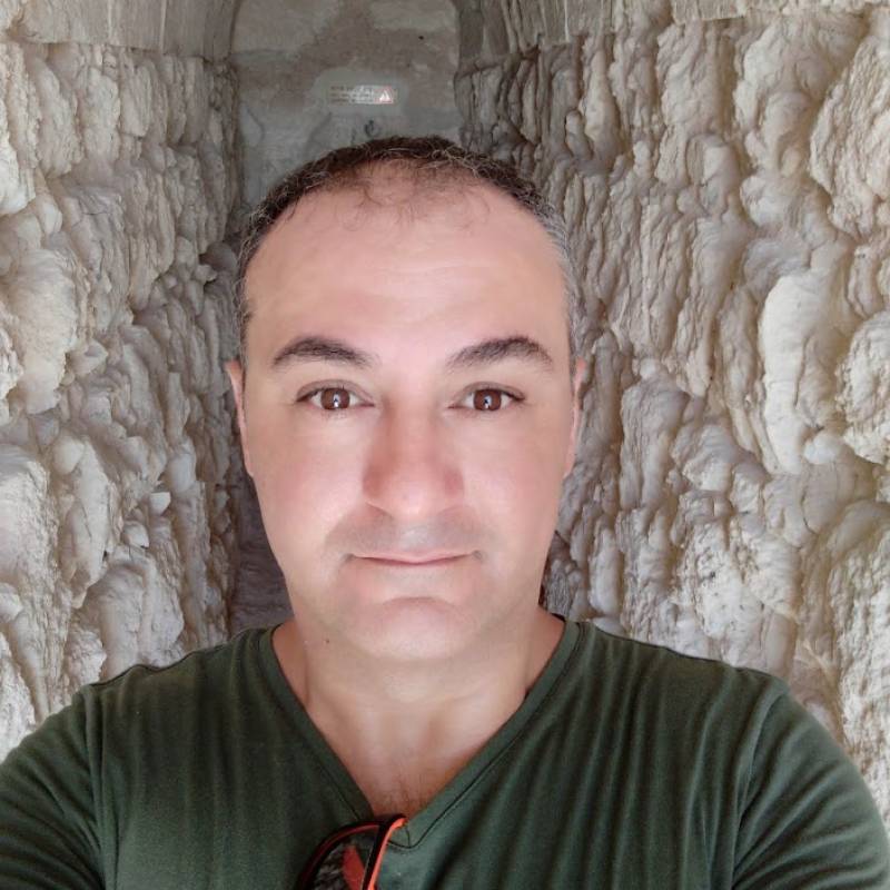 moro, 40, Kumbhraj