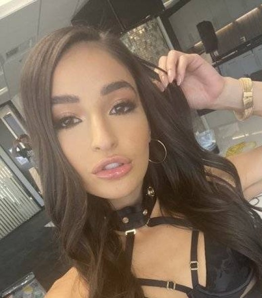 Serena, 31, Antsalova