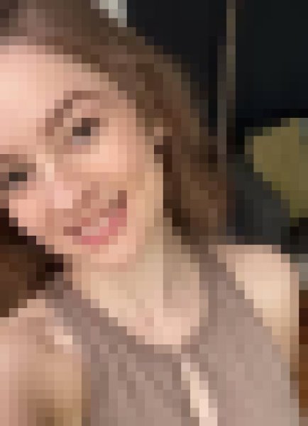 Mary moody, 29, Italy