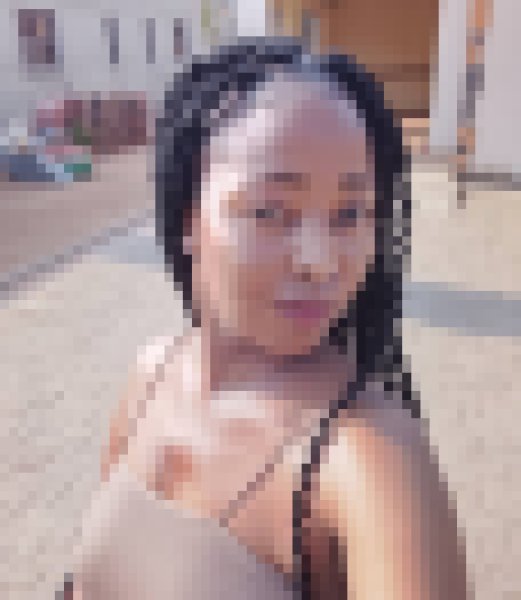 Daisy Rose, 30, Baure