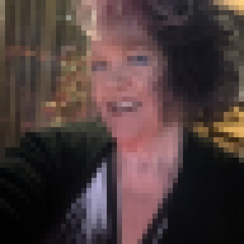 Den, 62, Gasa