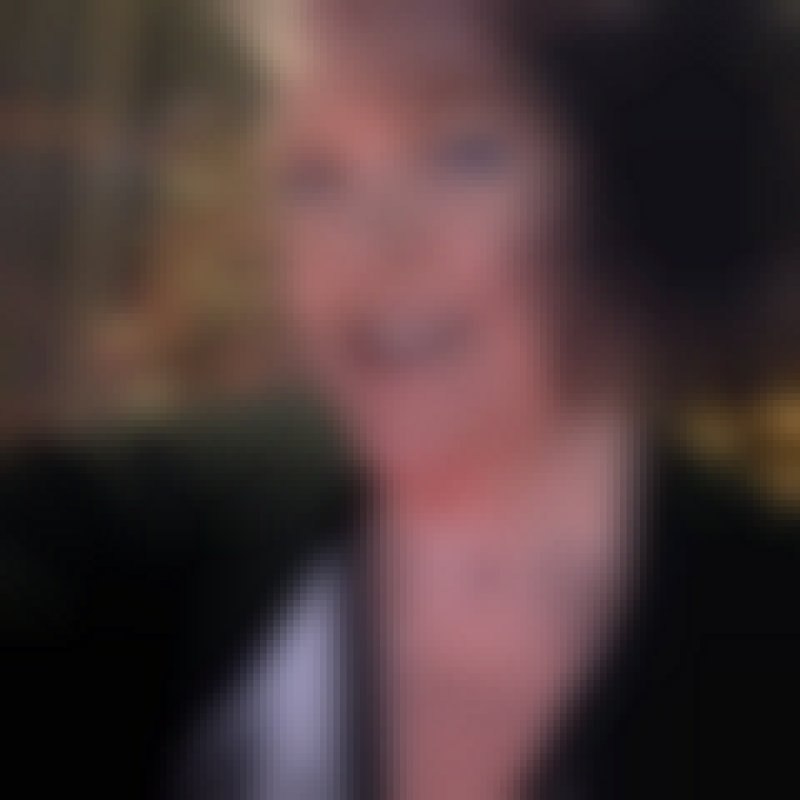 Den, 62, Limbe