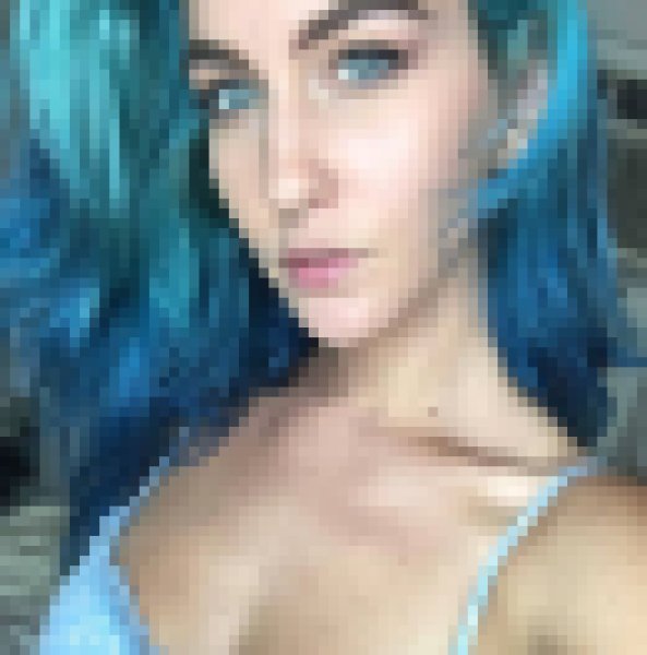 Haley, 22, Al Aziziyah