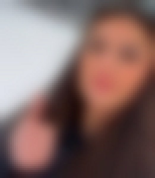 Hannah baron, 24, Canada