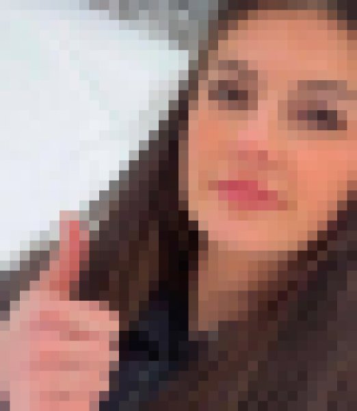 Hannah baron, 24, Algeria