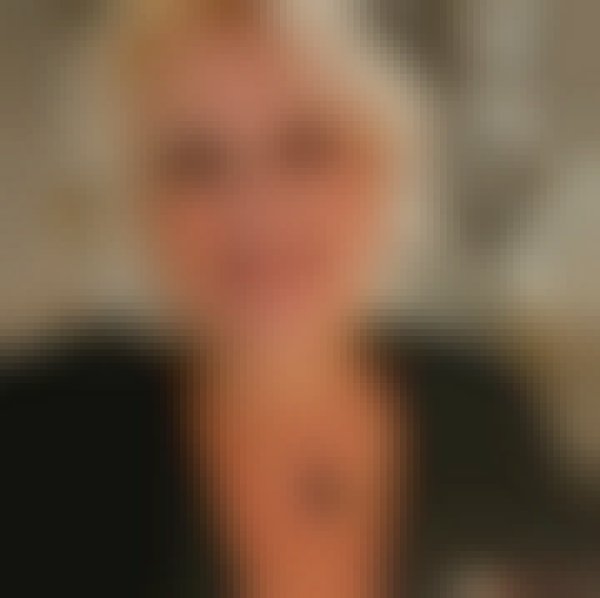 Stella, 68, Morocco