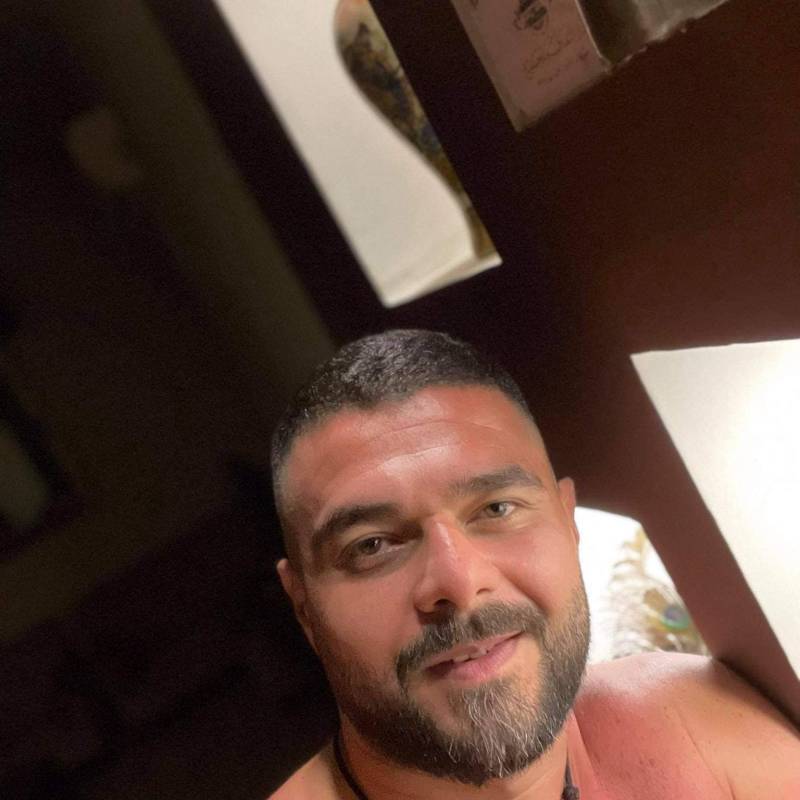 Mhd alhaj, 41, Syrian Arab Republic