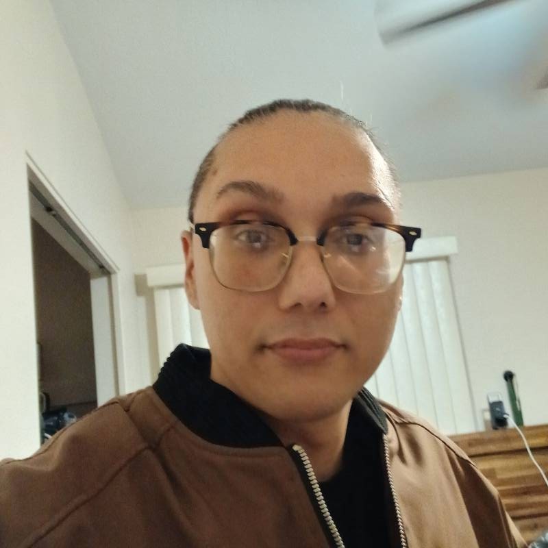 H. Andres, 37, Mauranwan