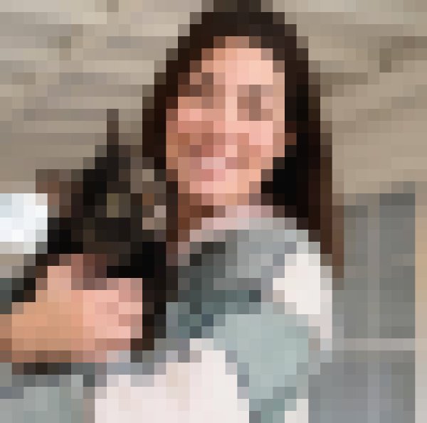 Emelia, 35, Malta