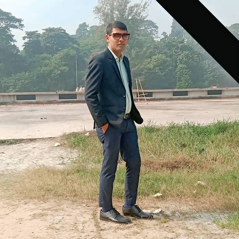 Ridoy, 29, Calliaqua