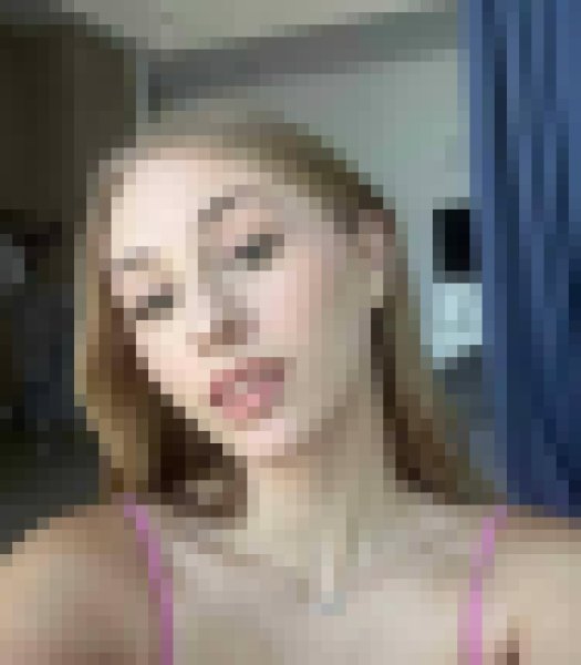 Annabelle Jones, 31, Egypt