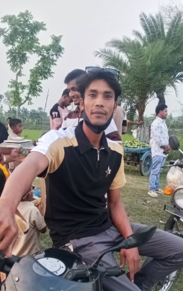 Niloy, 32, Nungua