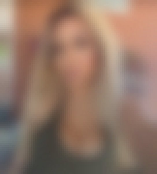 Camila Rowland M, 39, India