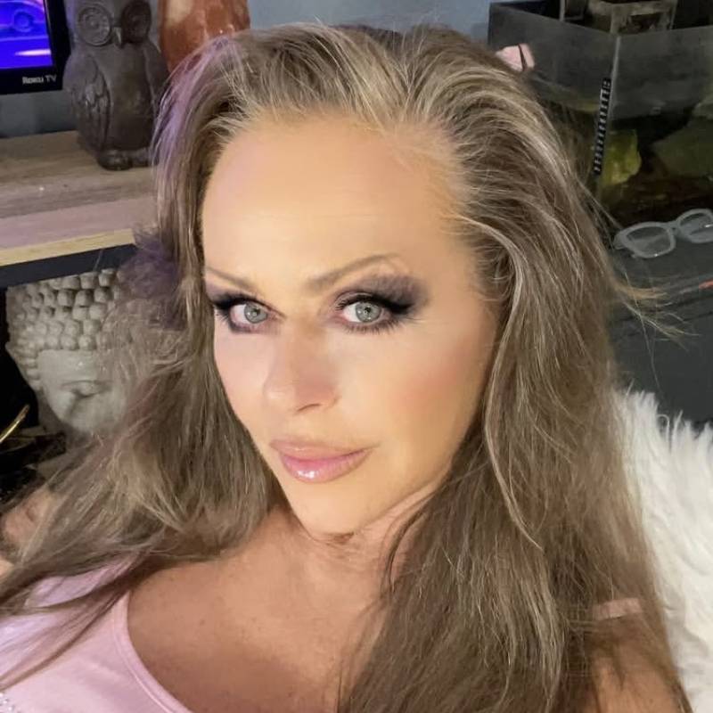 Serena, 43, Ban Phru