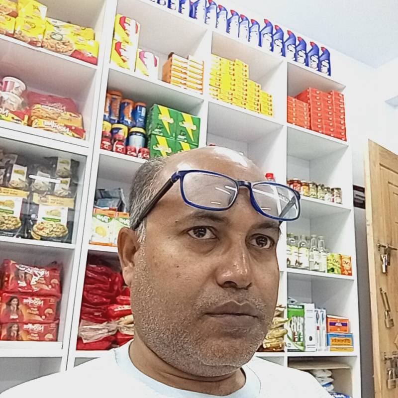 Jewel, 48, Semari