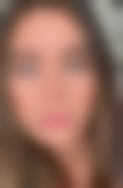 Mary, 35, France