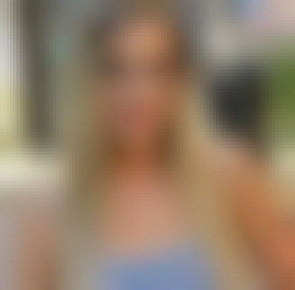 Roseline, 31, Australia