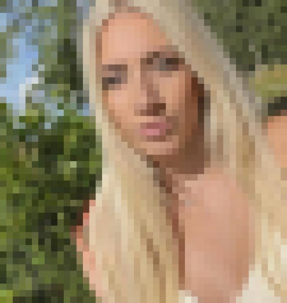 Sarah lensford, 35, Bangladesh