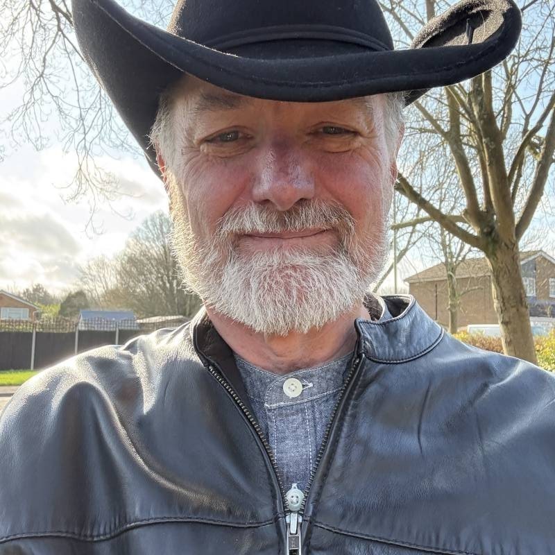 Gary, 72, Niederzier