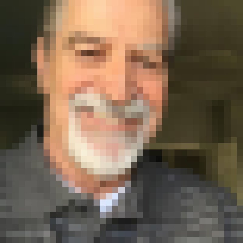 Hayes, 67, Ngororero