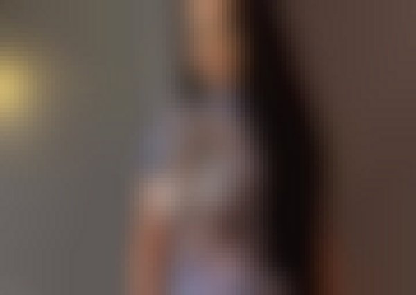 Sandra, 35, Denmark