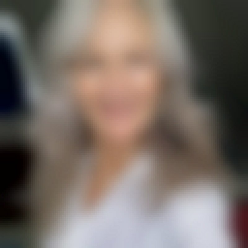 Alice, 62, Ervadi