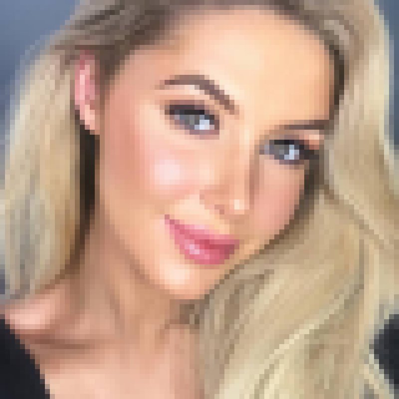 Elissa, 37, France