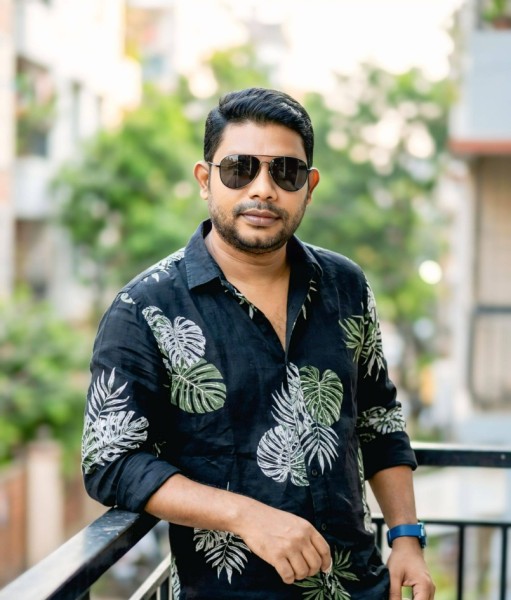 Ishan, 32, Southern Cross