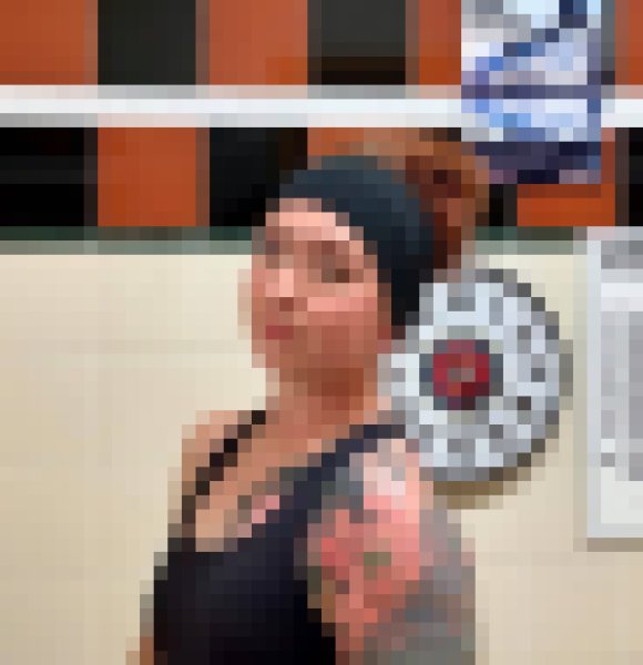 Sherry Williams, 34, United Kingdom