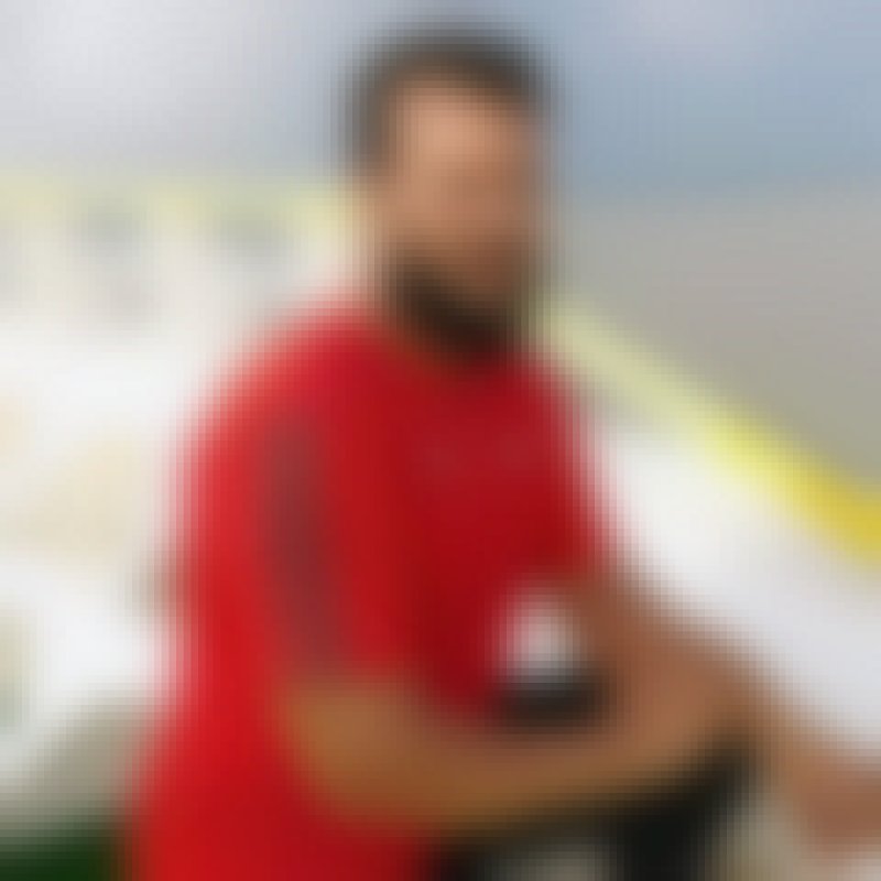 Arif Khan, 29, Serbia