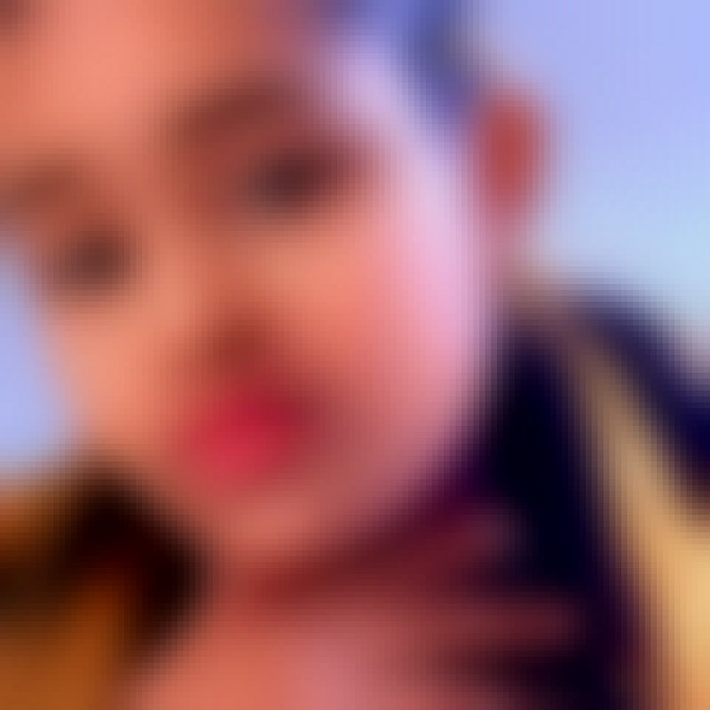 Zainab, 37, Khagam
