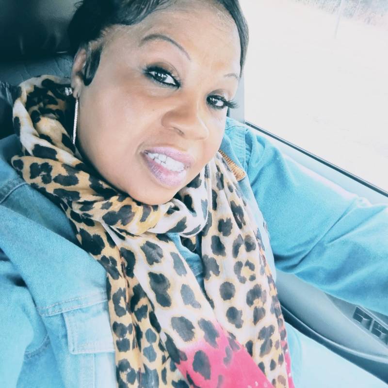 Linda Petterson, 42, Brunei