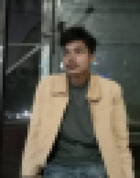 Yeasin, 19, Algeria