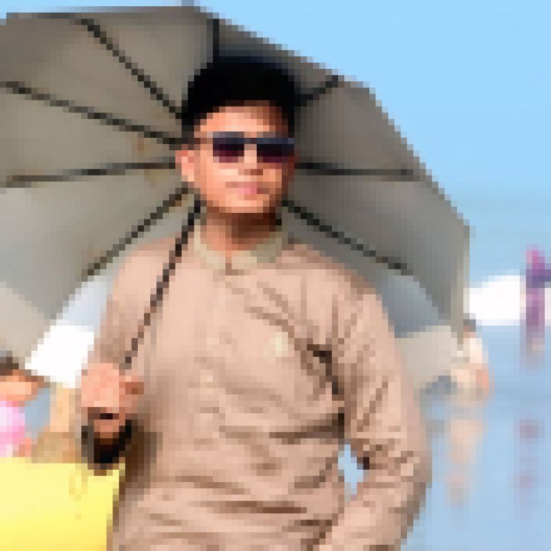 Shifat Hossain, 21, La Lisa