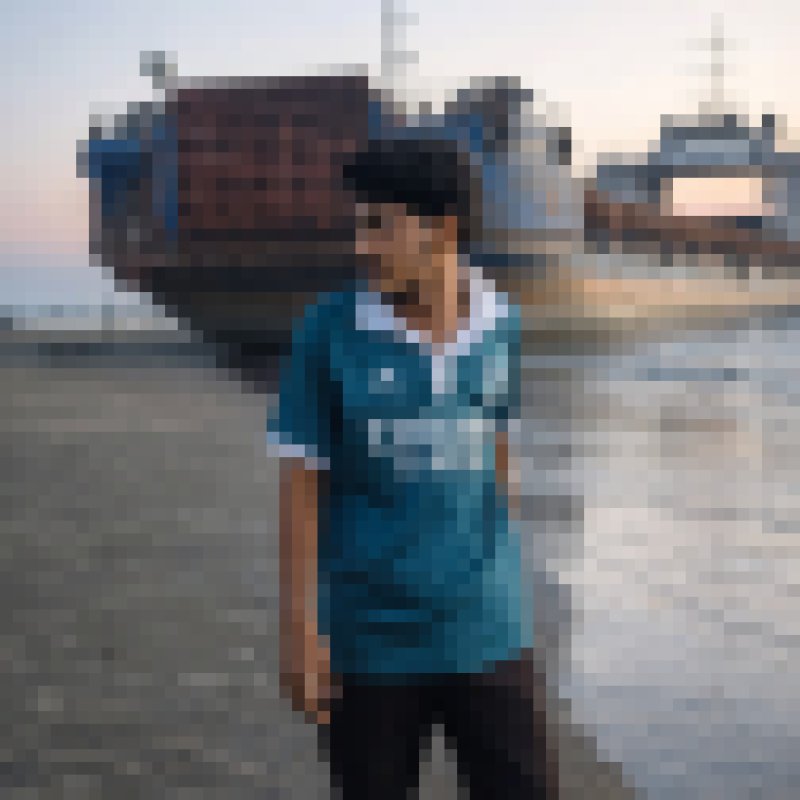 Raihan, 21, Italy