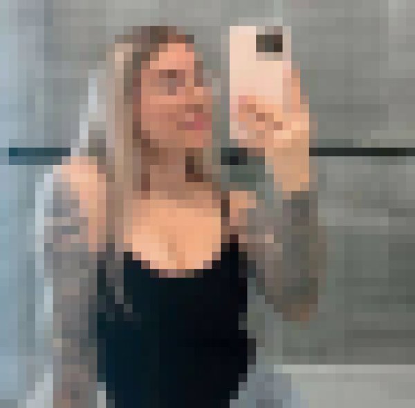Julianna, 41, Kamater