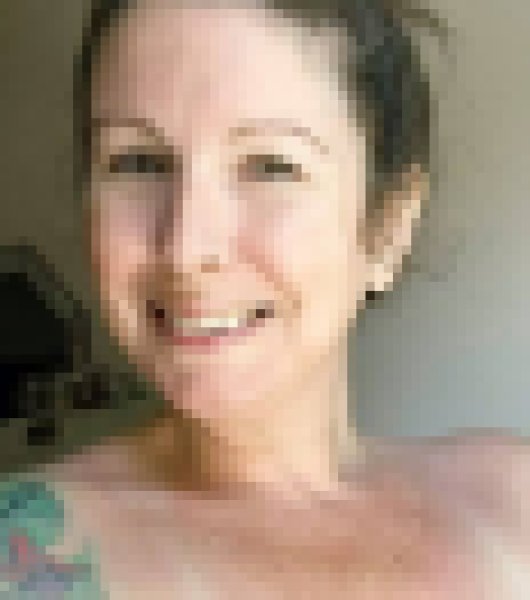 charminheart, 18, Belchertown