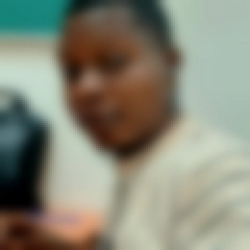 Armstrong, 34, Japan