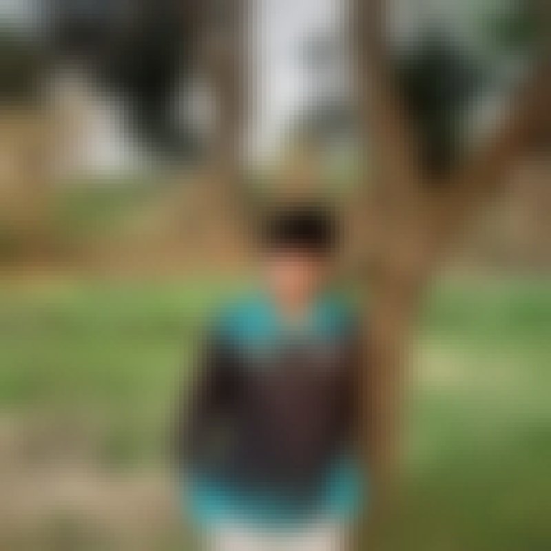 Md Noyon, 22, Kalamla