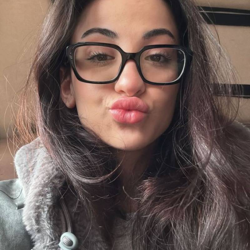 Cale Grey, 32, Tvoroyri