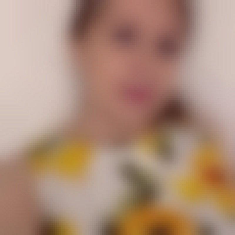 Nyla, 43, Bangshang