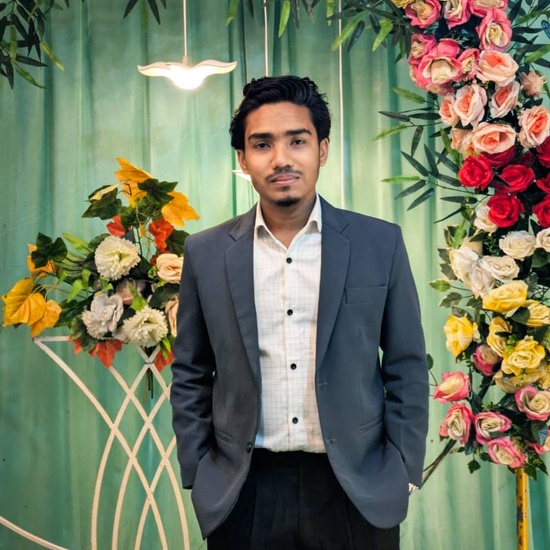 Atik Aslam, 23, Fellbach