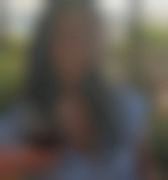 Sonia, 40, Caernarfon