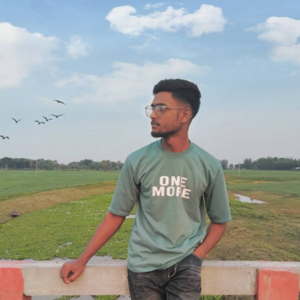 Jony molla, 21, Ussuriysk