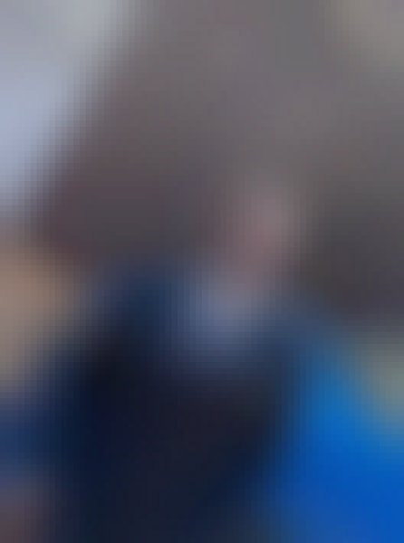Idowu, 28, Khapdeh