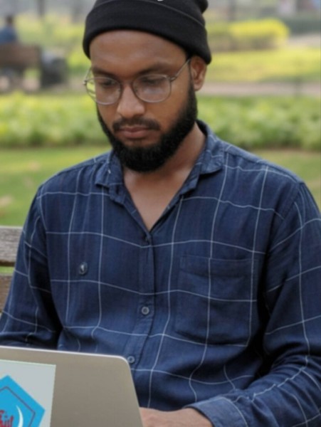 Abdolkarim, 28, Puttanattam