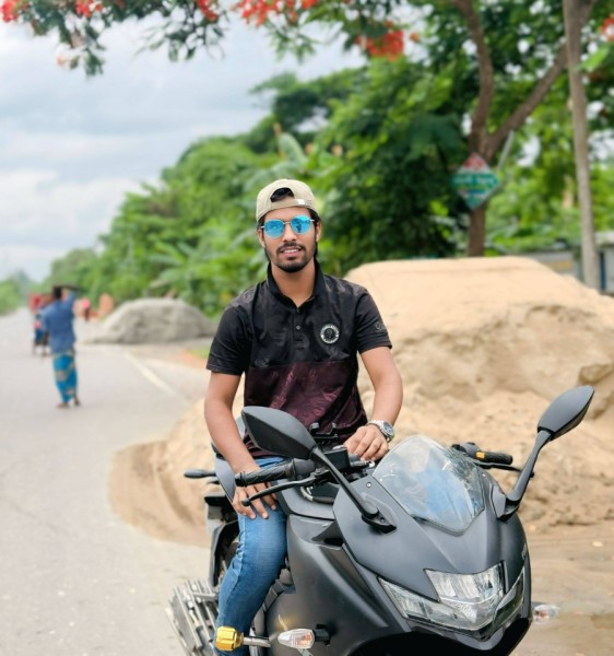 IMRAN, 23, Sokal