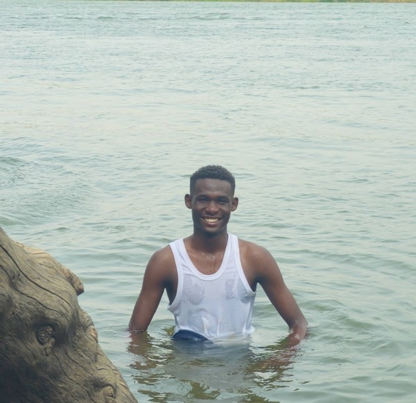 Omer Ali, 22, Martno